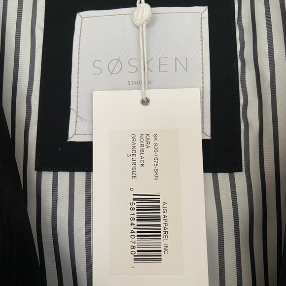 SØSKEN black over sized rain coat - Picture 3 of 3